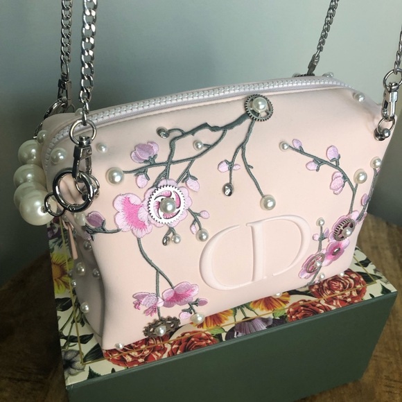 DIOR cosmetic case customized & converted to crossbody. Excellent condition - Picture 12 of 17